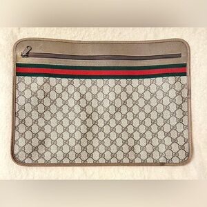 Rare Gucci Vintage GG Canvas Document / Lap Top /Clutch Bag -Unisex